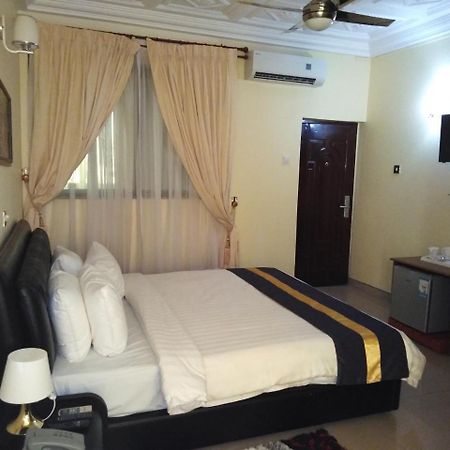 Jobyco Hotel Santeo المظهر الخارجي الصورة