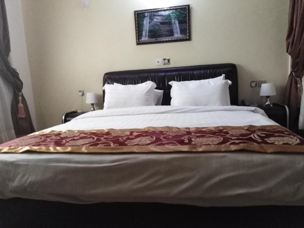 Jobyco Hotel Santeo المظهر الخارجي الصورة