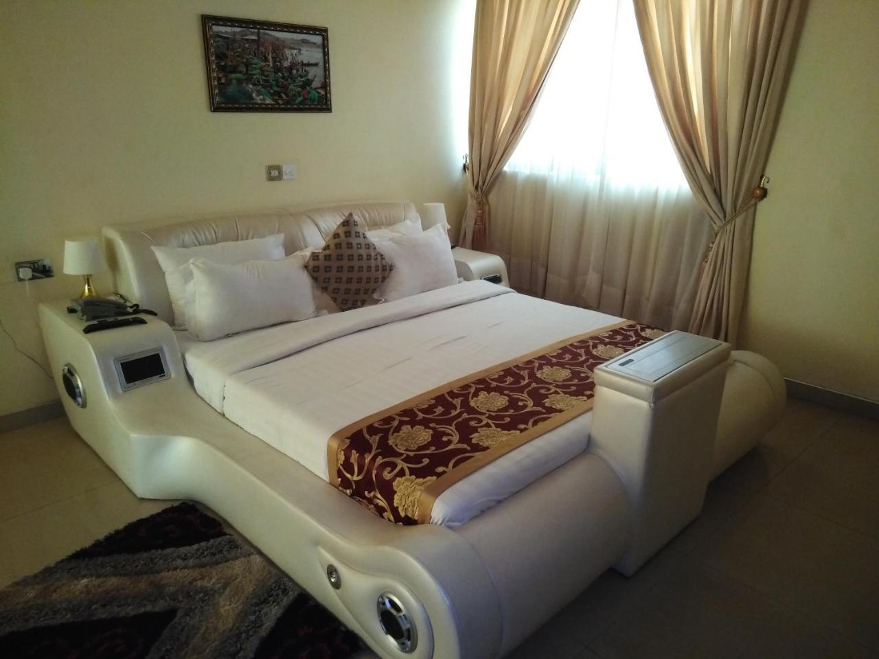 Jobyco Hotel Santeo المظهر الخارجي الصورة