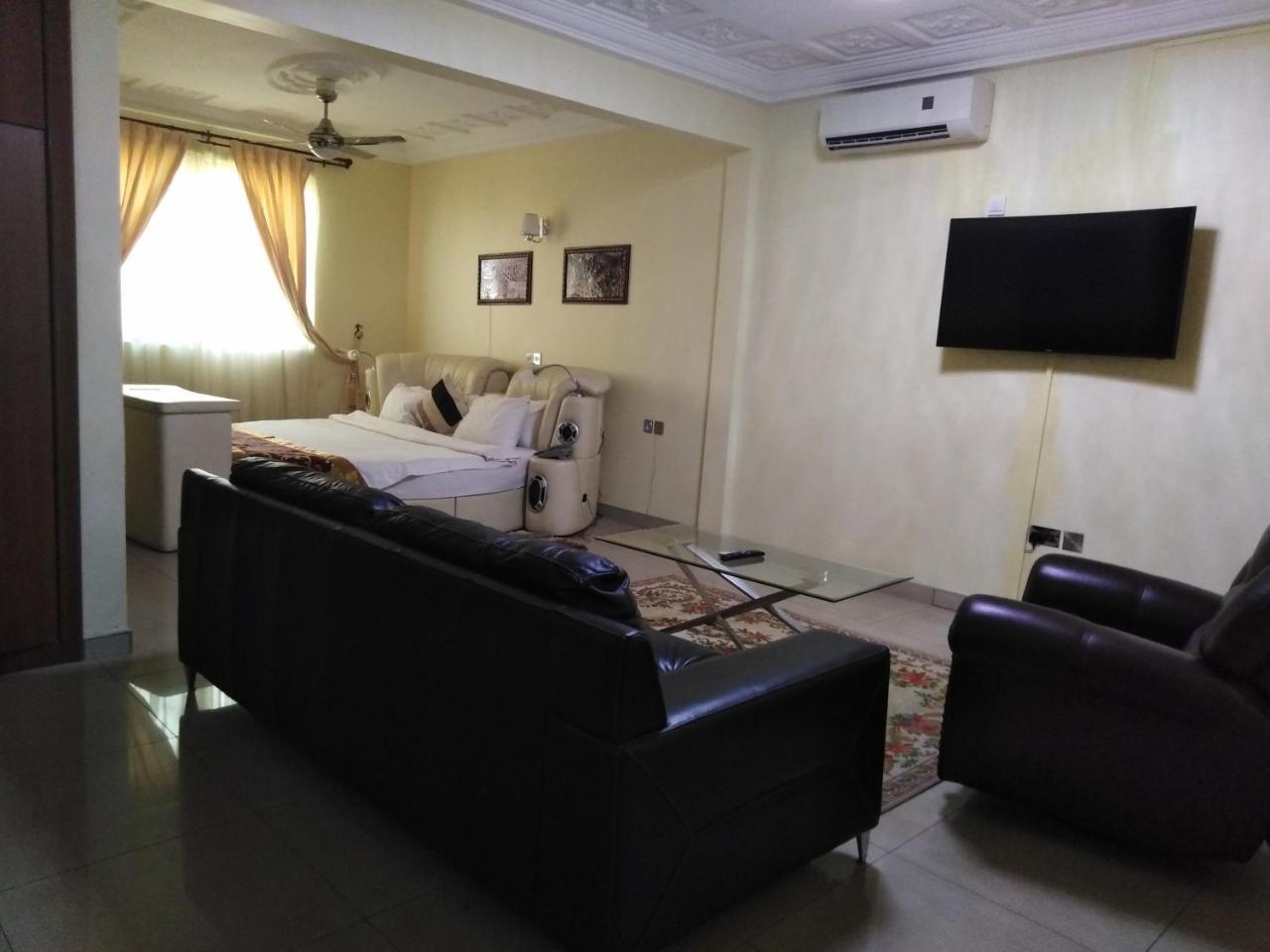 Jobyco Hotel Santeo المظهر الخارجي الصورة